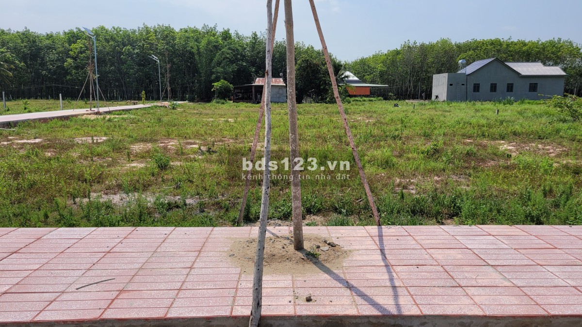 ĐẤT FULL THỔ CƯ CẠNH KCN THẠNH ĐỨC CHỈ 8XX/NỀN