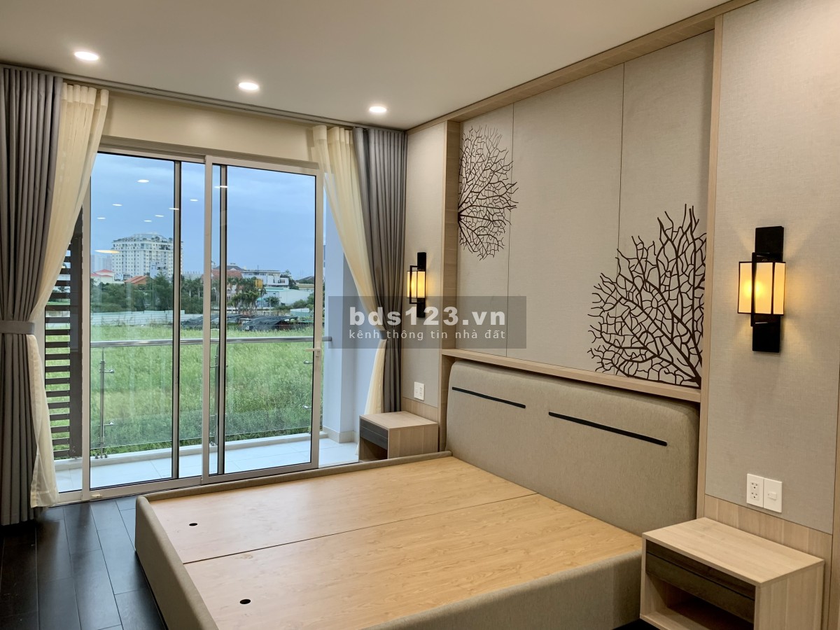 Cho thuê nhà phố Palm Residence nội thất nhìn là mê, giá khỏi phải chê