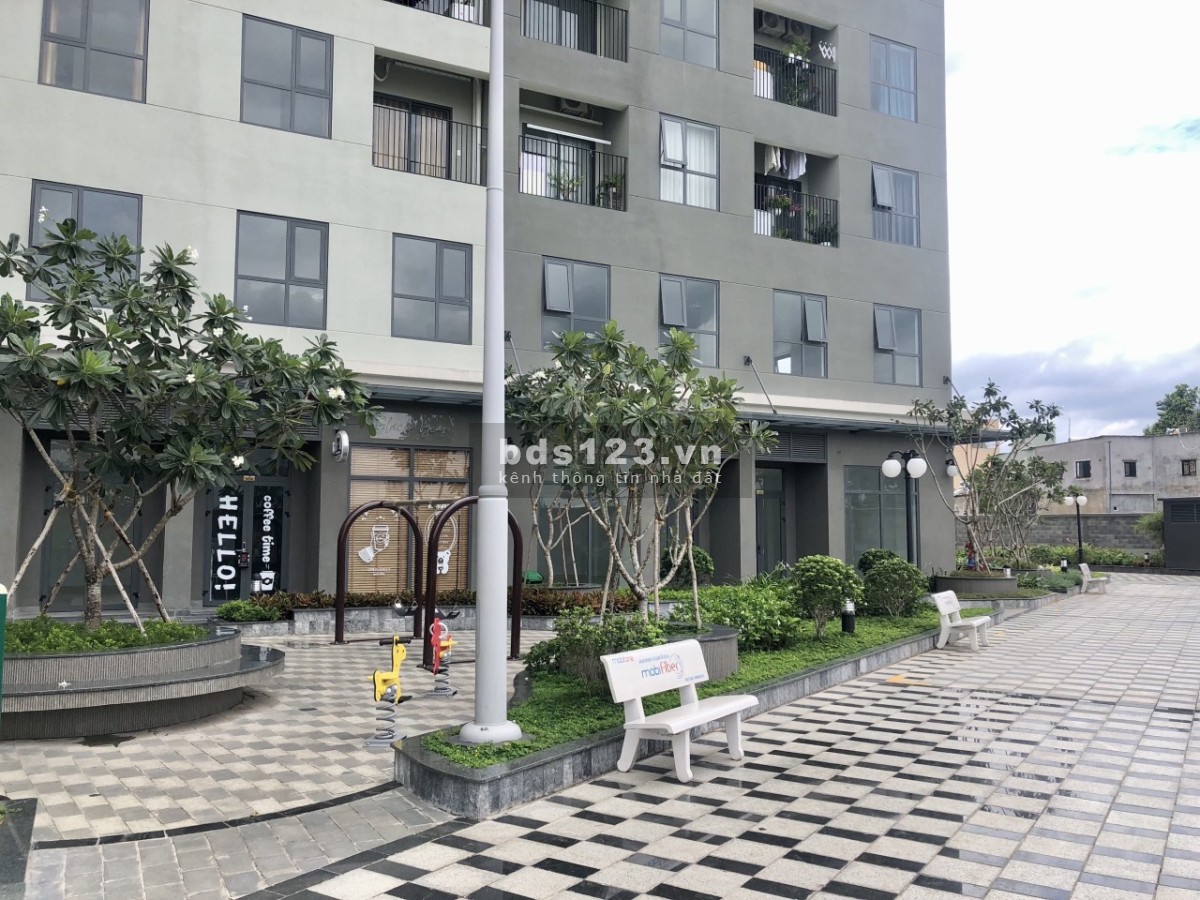 Bán căn hộ Bcons greenview view hồ bơi giá 1,550 tỷ (bao sổ Hồng) đang cho thuê 5,5tr/tháng