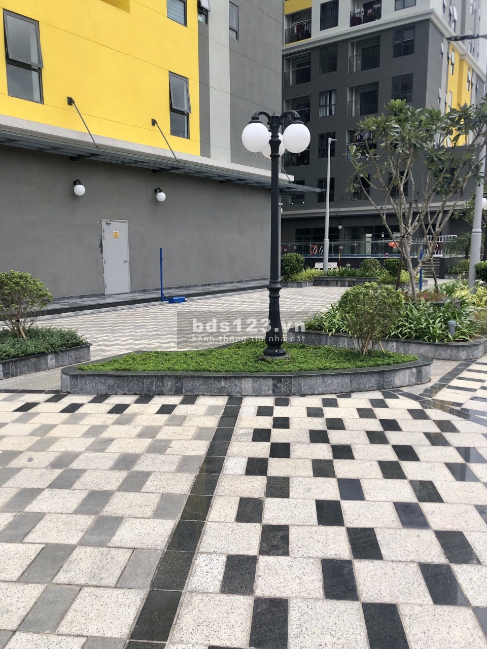 Bán căn hộ Bcons greenview view hồ bơi giá 1,550 tỷ (bao sổ Hồng) đang cho thuê 5,5tr/tháng