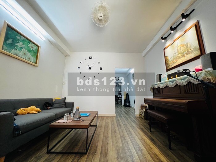 Bán nhà ô tô đậu cửa - 45m2 - Ngô Tất Tố, Bình Thạnh - 2 tầng btct