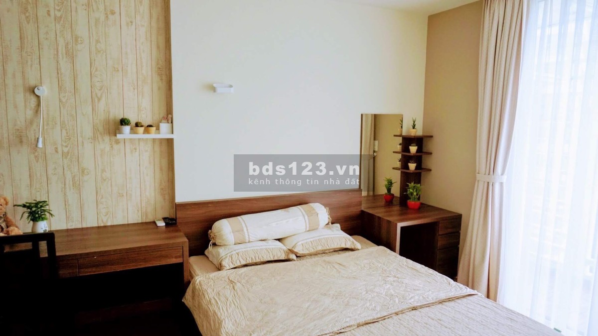 Bán căn hộ 68m2 C/C cao cấp Novaland Orchard Garden Phú Nhuận Tầng 9