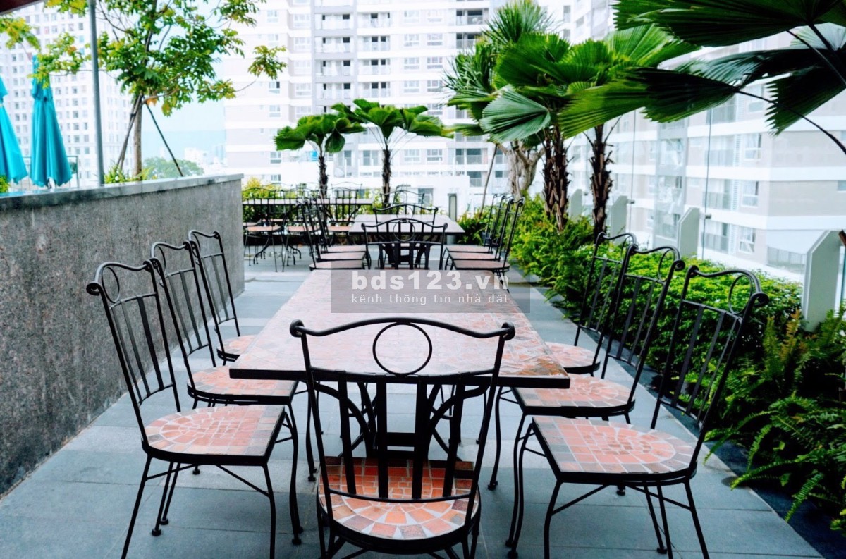Bán căn hộ 68m2 C/C cao cấp Novaland Orchard Garden Phú Nhuận Tầng 9
