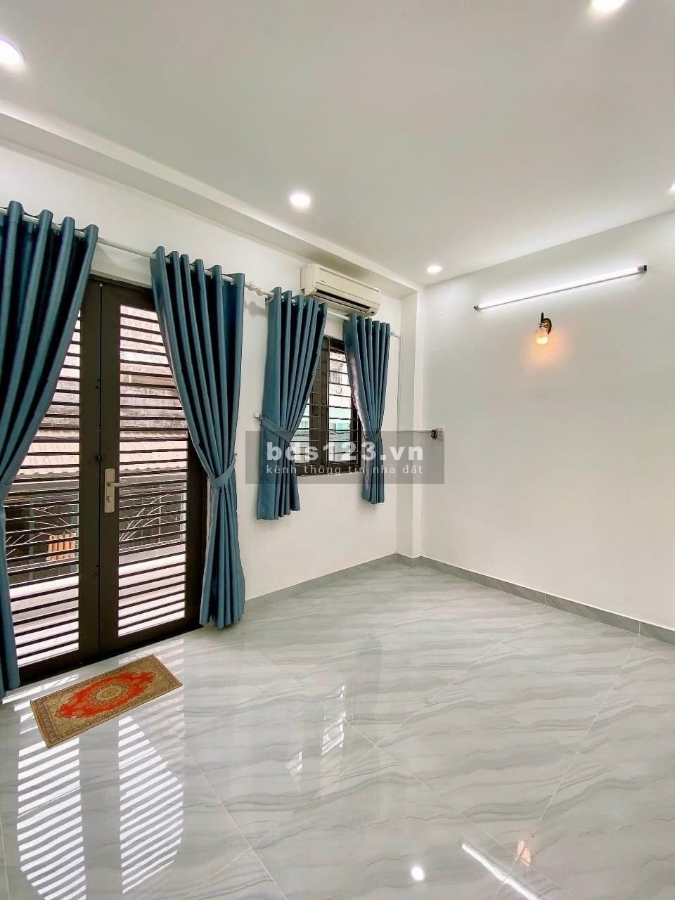 Bán nhà mới, Gò Vấp, 2 tầng 2 pn full nội thất 3,8 x 7 M , nở hậu 4M 3tỷ45