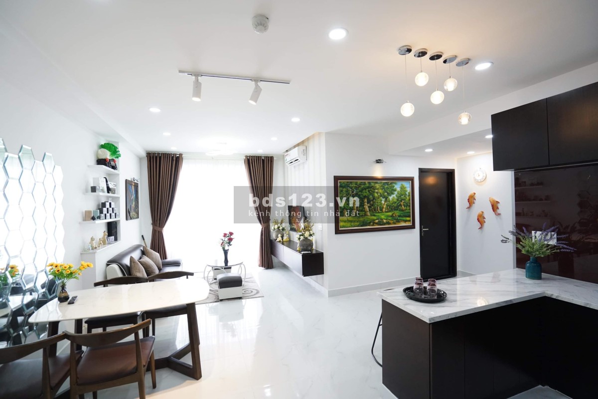 Chính chủ cho thuê căn hộ Richstar 3pn full nội thất