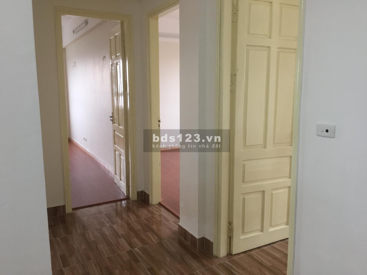 Cho thuê căn hộ 126m2 nhà HH2, phố Dương Đình Nghệ, Yên Hòa, Cầu Giấy