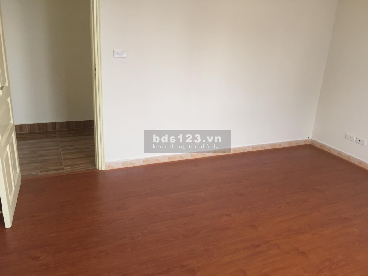 Cho thuê căn hộ 126m2 nhà HH2, phố Dương Đình Nghệ, Yên Hòa, Cầu Giấy