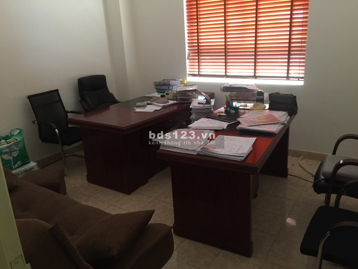 Cho thuê căn hộ 126m2 nhà HH2, phố Dương Đình Nghệ, Yên Hòa, Cầu Giấy