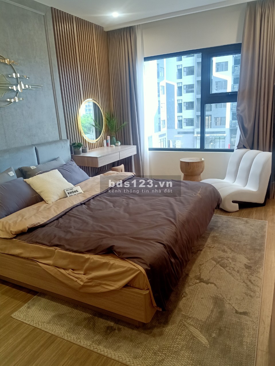 Bán căn hộ 3PN 82m tầng trung cuối cùng tòa SA2 hướng ĐN Vinhomes Smart City giá 3,5 tỷ