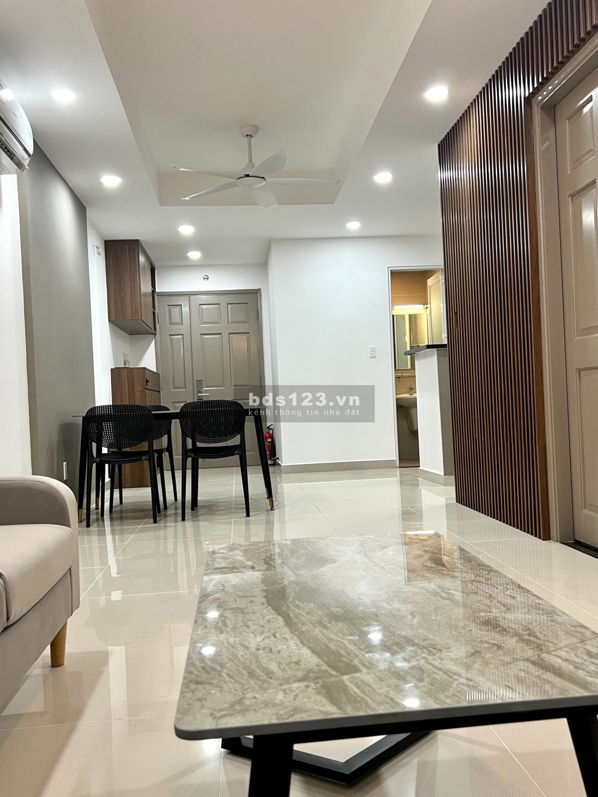 Bán CH Lữ Gia Plaza 98m2, 3PN góc, tặng NT, SH lâu dài, dự án cấp I. Giá thật ko đăng ảo: 4.1 tỷ TL