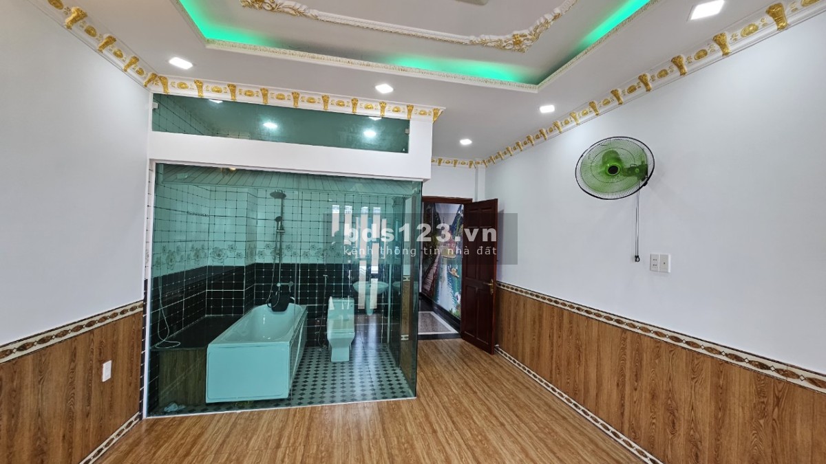 Cho thuê nhà nguyên căn 5 lầu, mặt tiền 324 Bình Trị Đông, Bình Tân