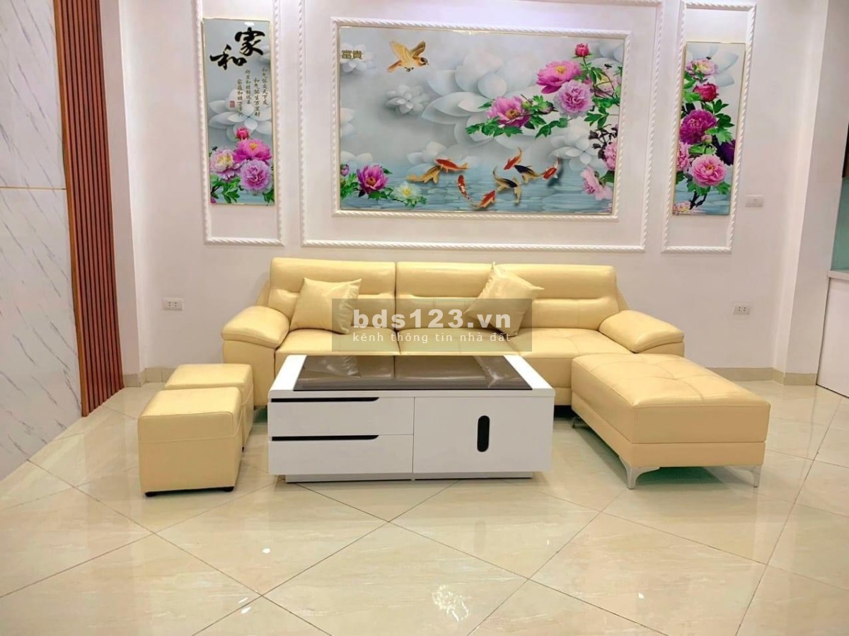 Bán nhà Kim Ngưu, kinh doanh tốt, nội thất sang xịn mịn.