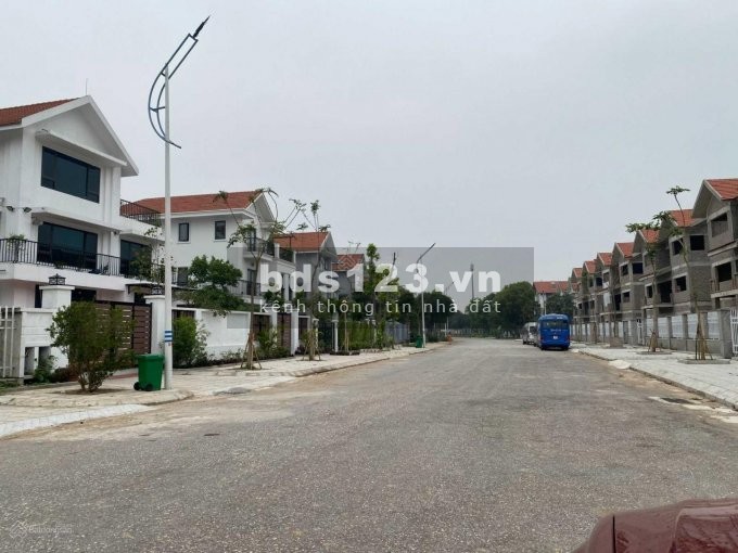 Chính chủ cần bán gấp biệt thự tại khu ĐT Kiểu mẫu Mê Linh - Quang Minh 2