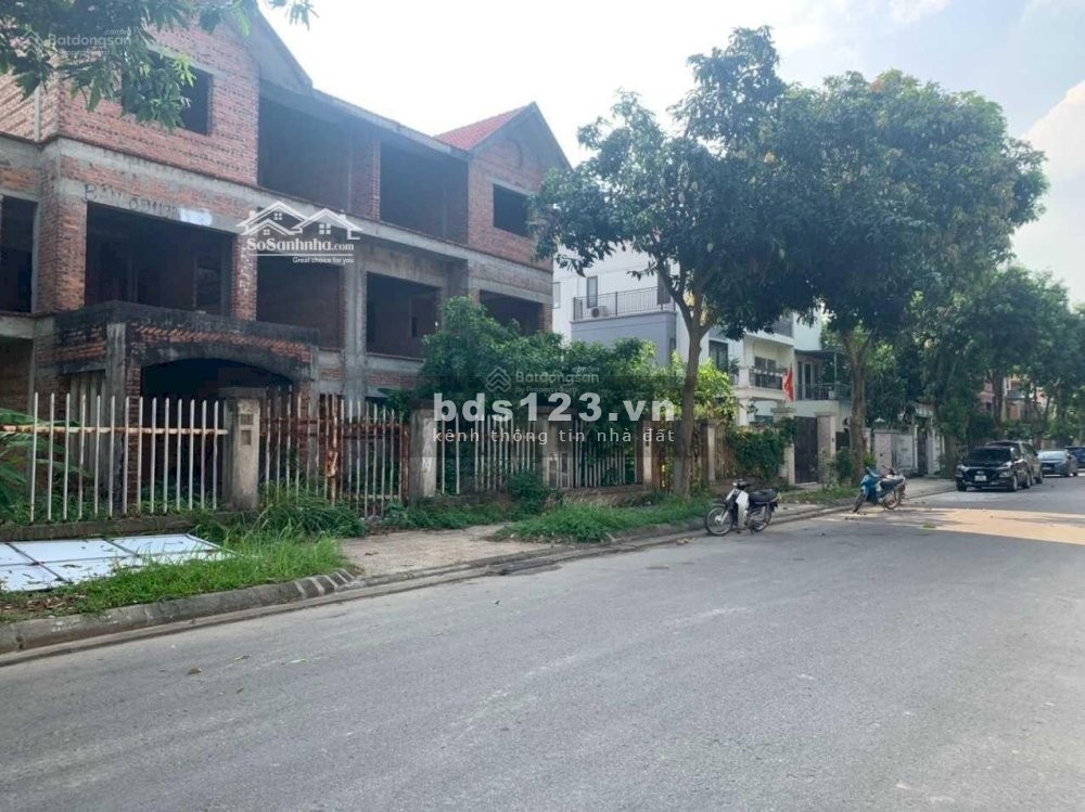 Chính chủ cần bán gấp biệt thự tại khu ĐT Kiểu mẫu Mê Linh - Quang Minh 2