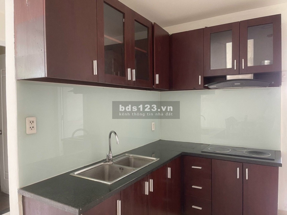 Chính chủ bán CH Sacomreal 584 Lũy Bán Bích, căn góc, 105m2, 3PN,3WC, SH lâu dài. Giá còn TL: 3.1 tỷ