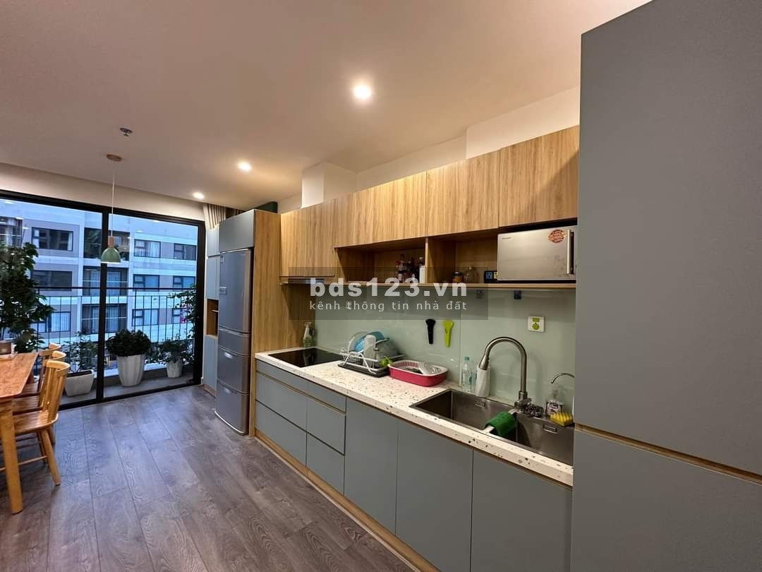 Gia đình chuyển định cư nên cần bán căn hộ 2PN+1, 2WC căn góc giá 1,820TR Vinhomes Ocean Park