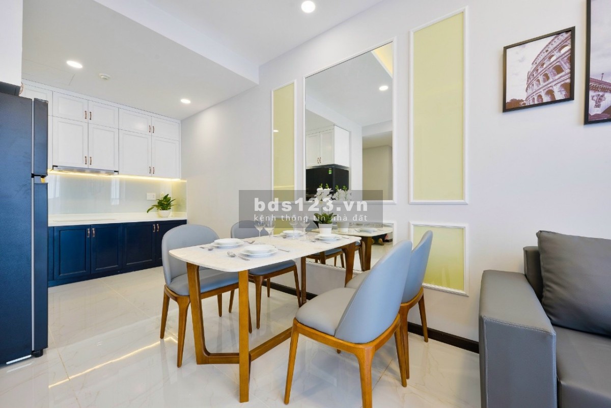 Bán căn hộ Central Plaza 65m2, 2PN, 2WC, loza rộng, căn góc, SH…