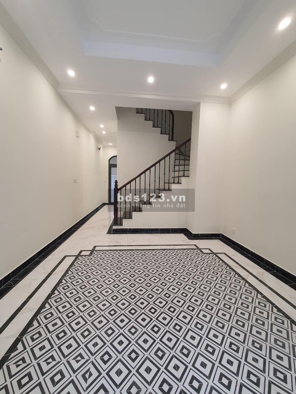 Chuyển nhượng biệt thự Sao Biển 56m2. Giá 6,1x tỷ cực sâu tại The Empire.