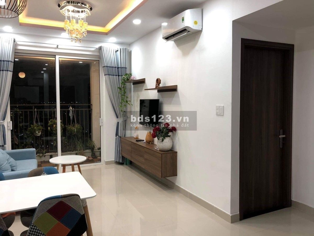 Chính chủ cần bán căn hộ SÔNG ĐÀ TOWER 82m2, 2PN, 2WC, tặng NT, SH Vĩnh Viễn. Giá Thật: 4.1 tỷ có TL