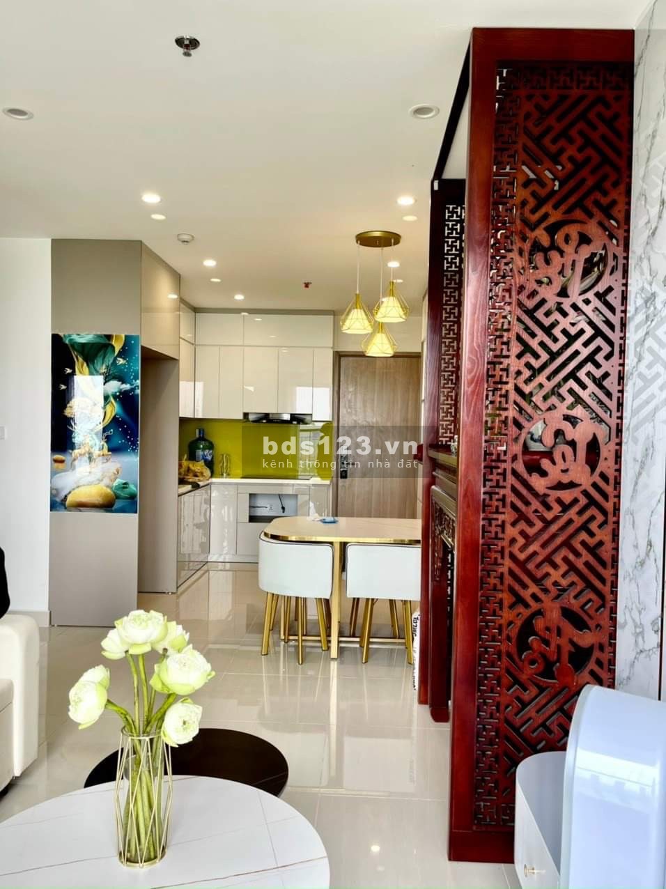 Bán 2PN1WC Vinhomes Smart, Tầng trung, full đồ đẹp ở ngay, 2,2 tỉ