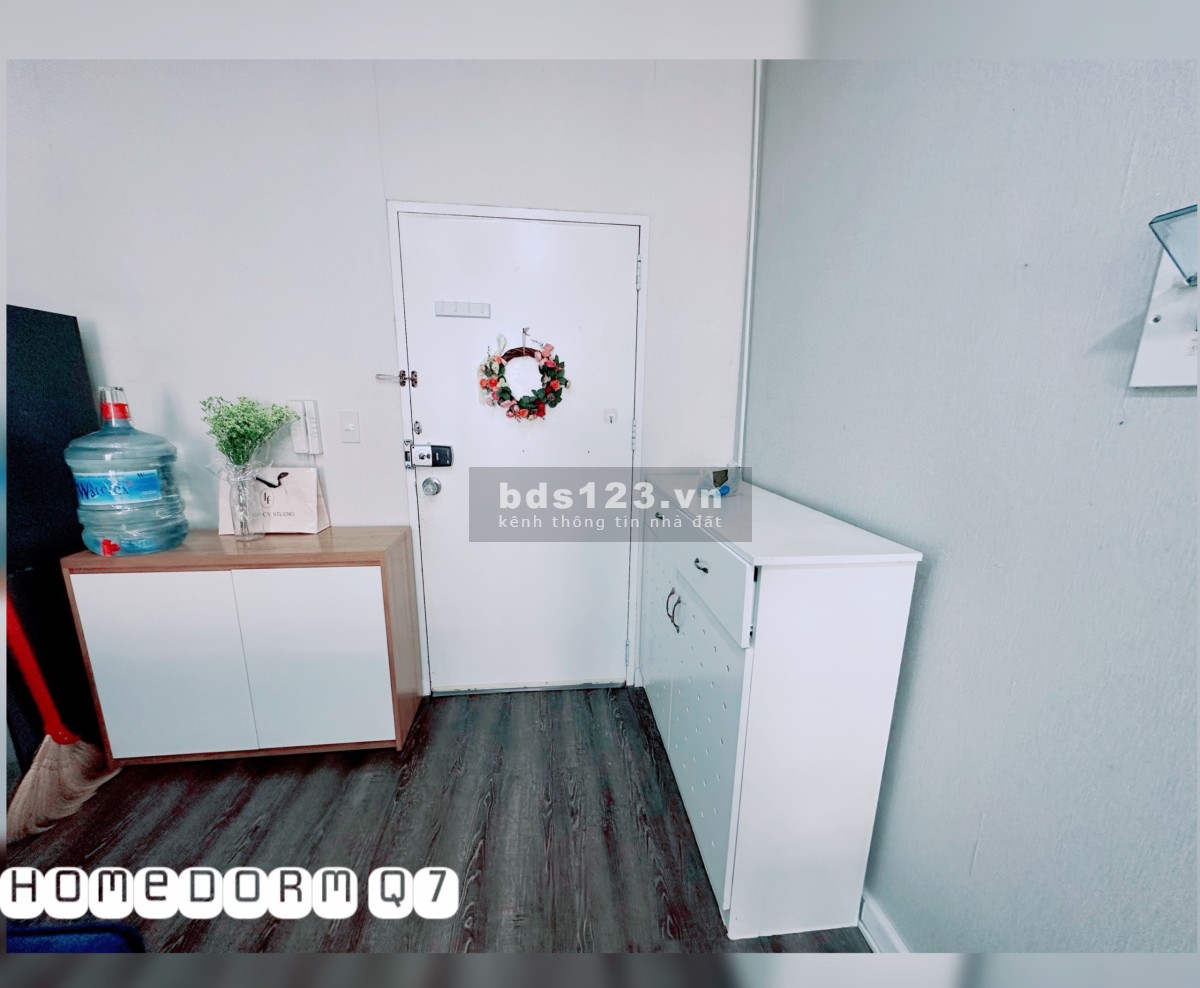 Ký túc xá quận 7 ngay Emart gần ĐH Tôn Đức Thắng, UFM, RMIT, Nguyễn Tất Thành,…