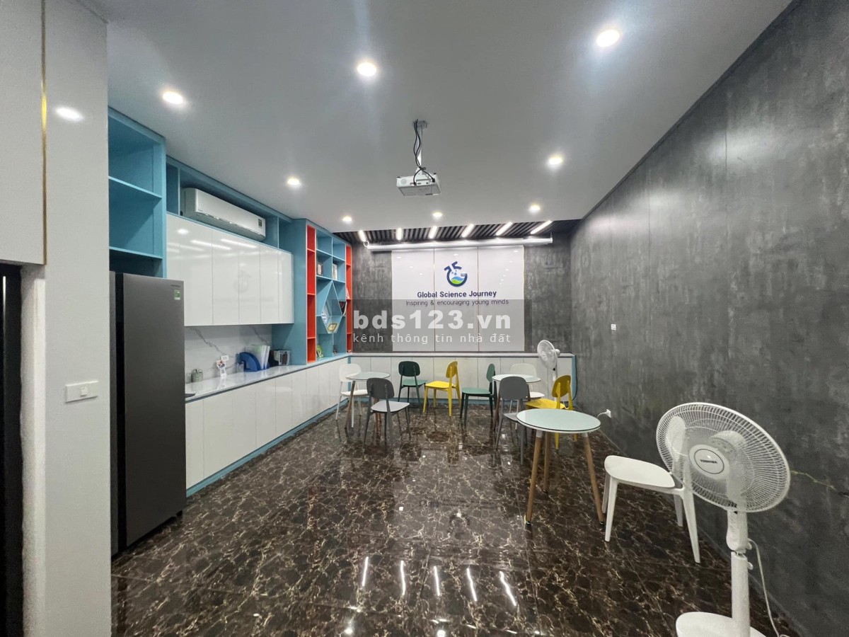 Bán nhà phố Nguyễn Thị Định, Cầu Giấy. Dt 72m, 5T, MT 5m, 21 Tỷ. Phân Lô, Vỉa Hè, Ô tô tránh, KDoanh