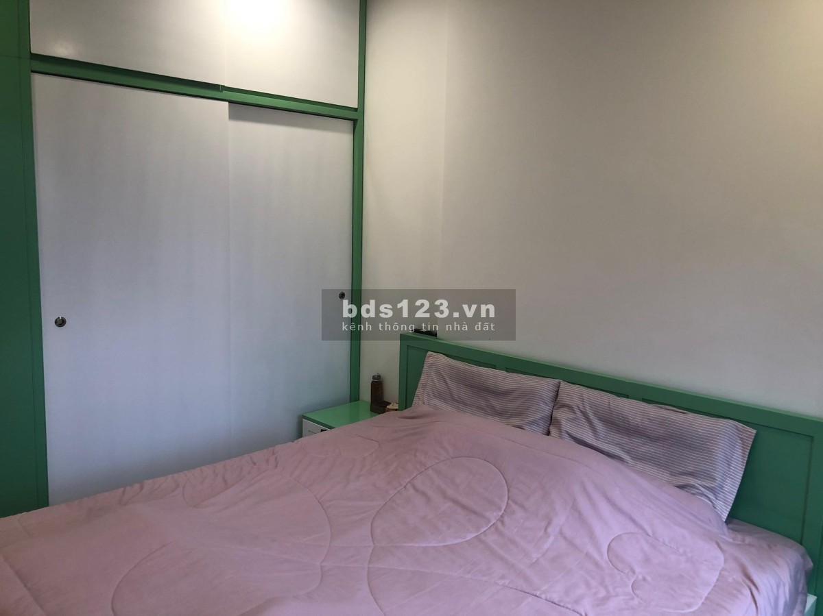 Bán gấp căn hộ 1N+1 Vinhomes Ocean Park, full đồ, có chỗ để ô tô