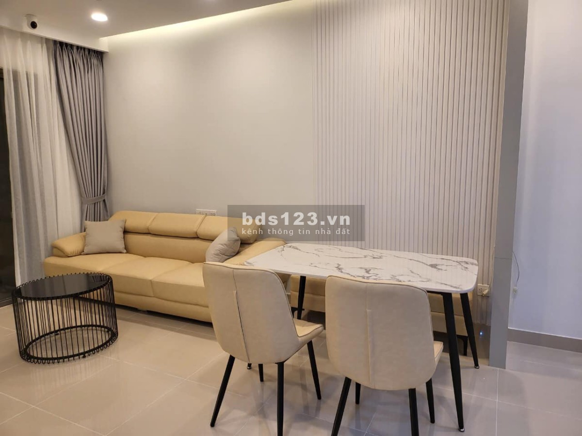 Chủ nhà đi định cư bán gấp căn góc 2pn + tặng hết nội thất cao cấp chỉ 4ty4