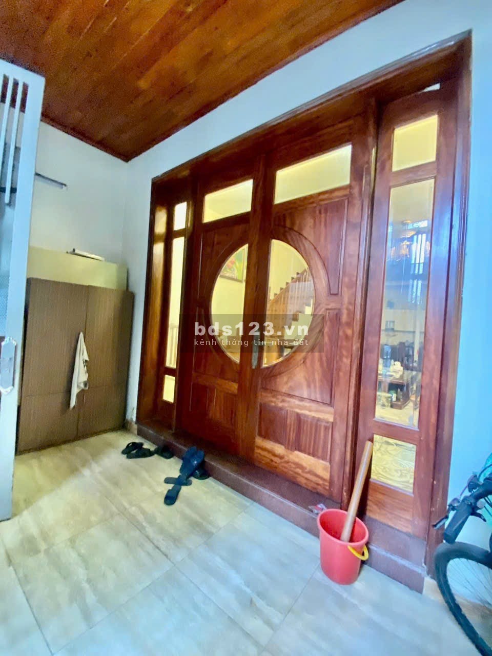 Bán nhà 1 căn duy nhất - sát Hồ Tây - mét oto đỗ ngày đêm - nhà đẹp ở ngay cho thuê 40tr/tháng
