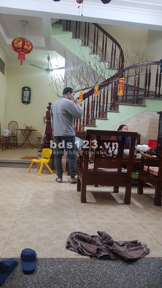 Cần bán nhà 54m x 4 tầng giá 3 tỷ đường Phương Canh - Xuân Phương