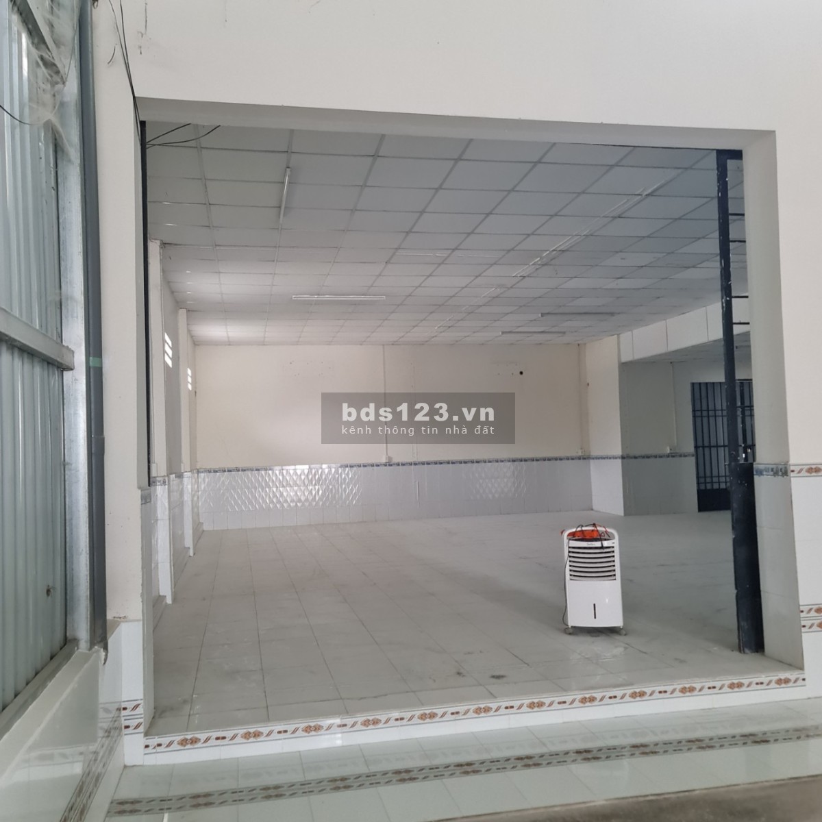 Cho thuê 800m2 kho gần đường Hoàng Hữu Nam , Phường Long Thạnh Mỹ, Quận 9