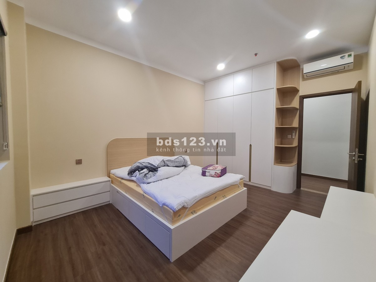 Cho thuê căn hộ D'VERANO 3PN giá hạt dẻ, view siêu đỉnh T5/2023