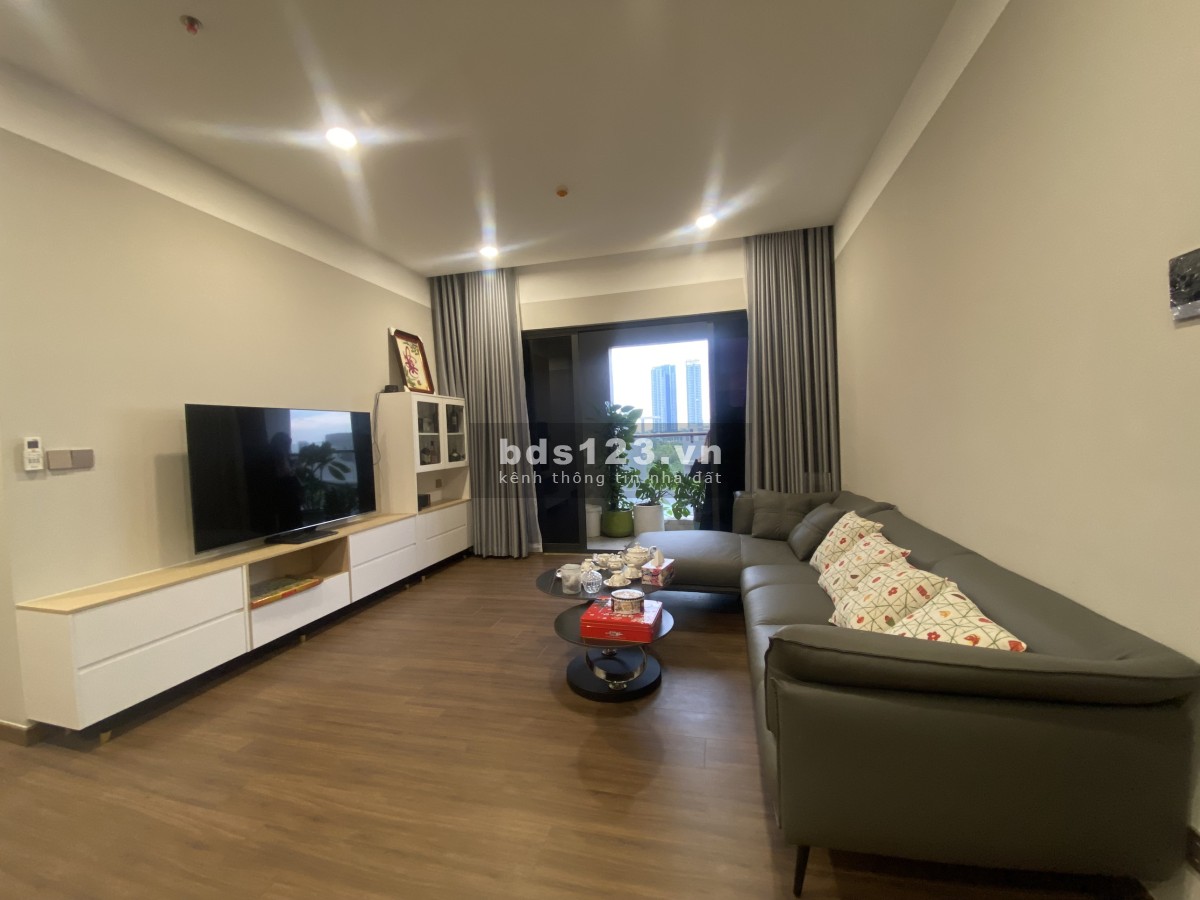Cho thuê căn hộ D'VERANO 3PN giá hạt dẻ, view siêu đỉnh T5/2023