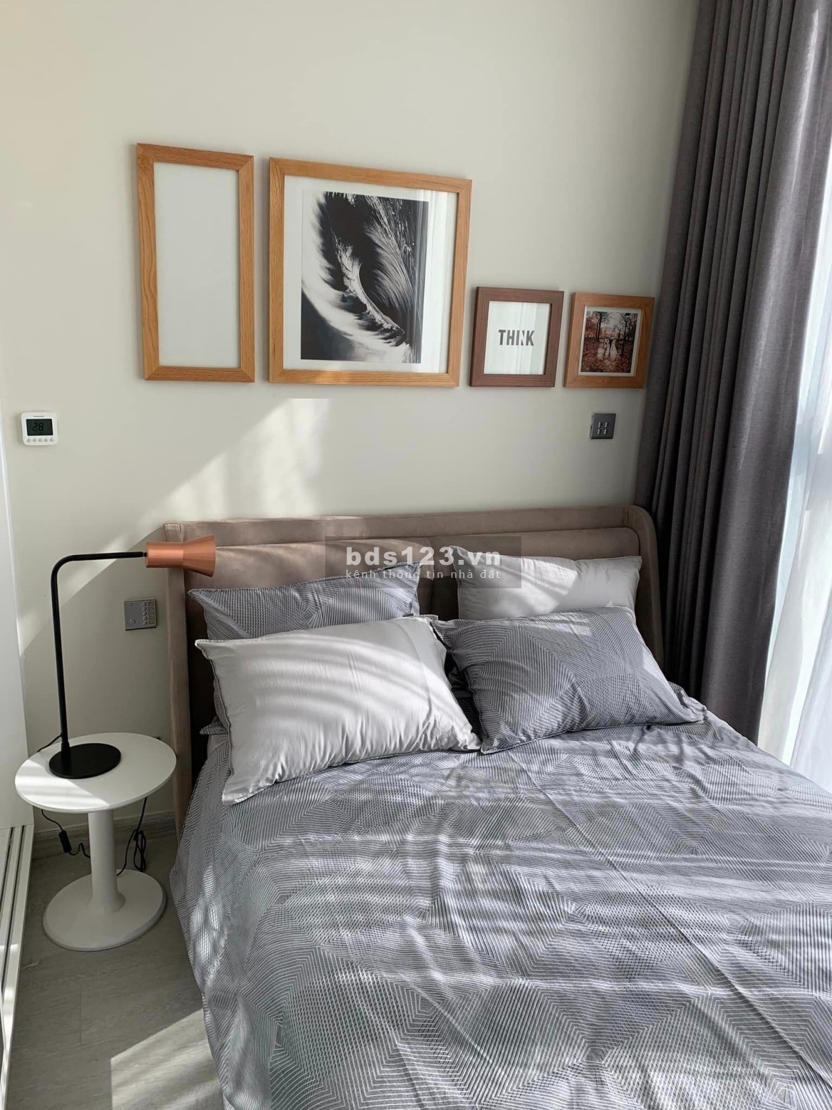 Cho thuê Vinhomes Golden River 2pn thiết kế cao cấp siêu sang trọng
