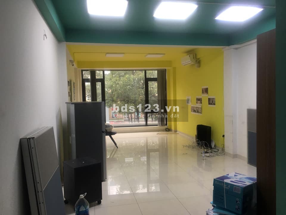 Chính chủ cho thuê mặt bằng nhà 55m2 và 68m2 x 4 tầng số 57C 57D mặt đường Mễ Trì đối diện The Manor