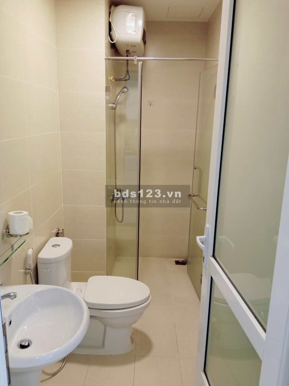 Cho thuê 2pn nội thất gần full giá 9 triệu vào ở liền - Moonlight Boulevard ngay bến xe Miền Tây