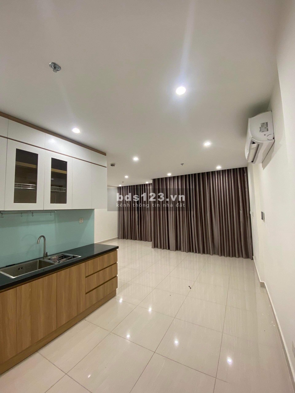 Vinhomes Grand Park quận 9 cho thuê 2pn + có nội thất giá siêu rẻ