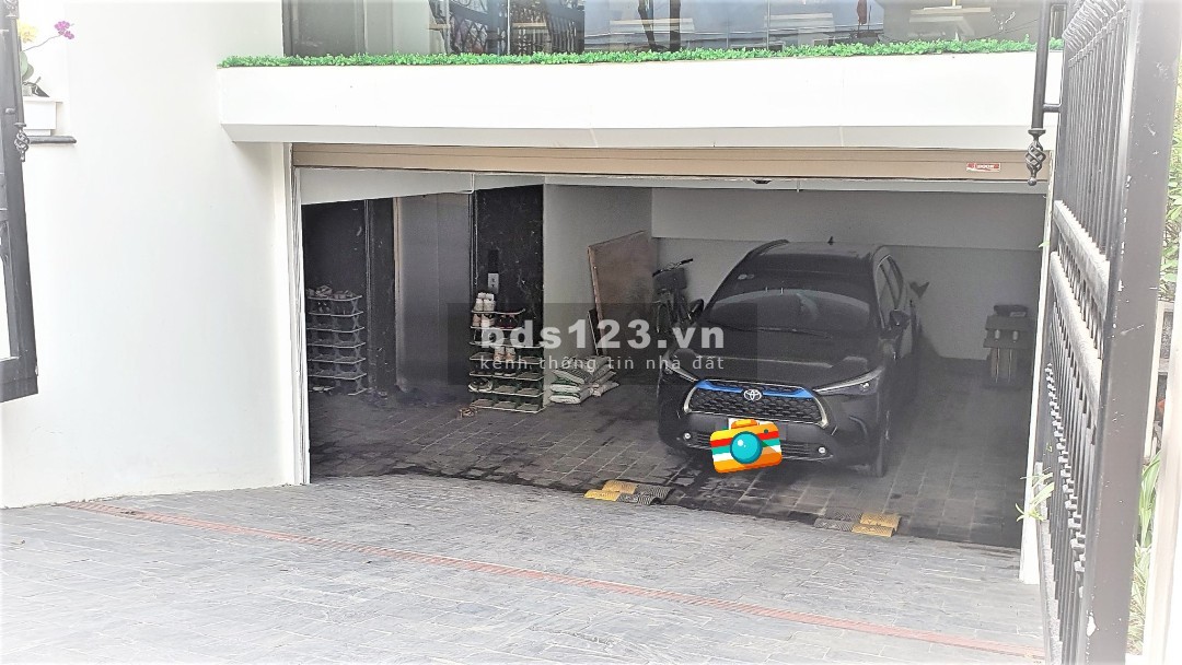 Bán biệt thự mặt phố Thọ Tháp, Cầu Giấy. Dt 199m, 4T 1 hầm, MT 12m, 72 Tỷ. Thang máy, KDoanh, Làm Vp