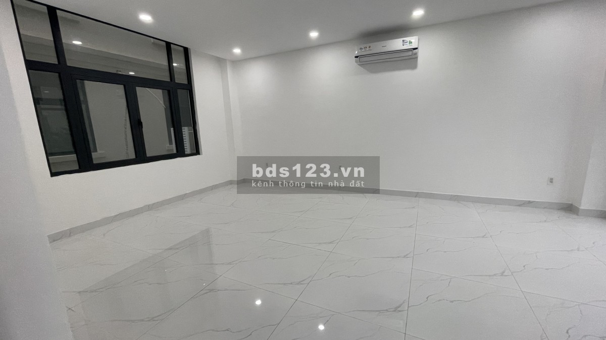 Cho thuê nhà phố 84m2 hoàn thiện Vinhomes Quận 9 chỉ 20 triệu