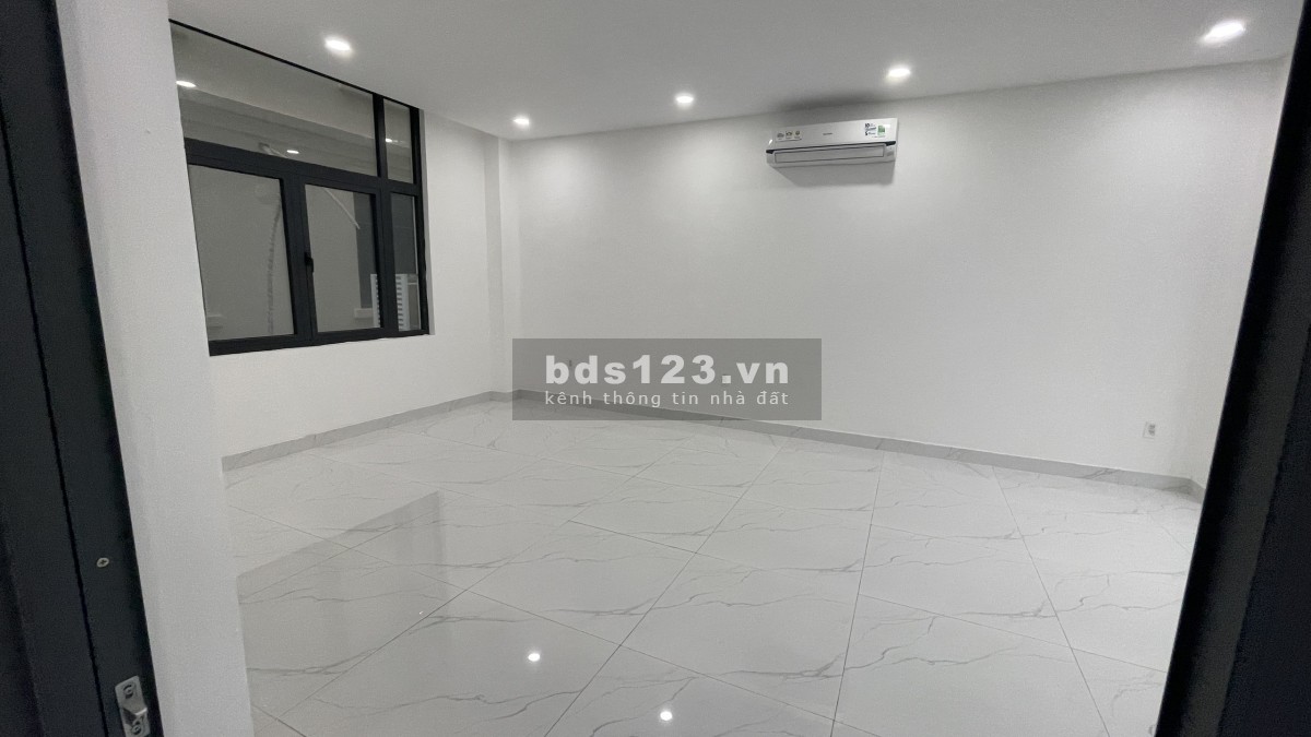 Cho thuê nhà phố 84m2 hoàn thiện Vinhomes Quận 9 chỉ 20 triệu