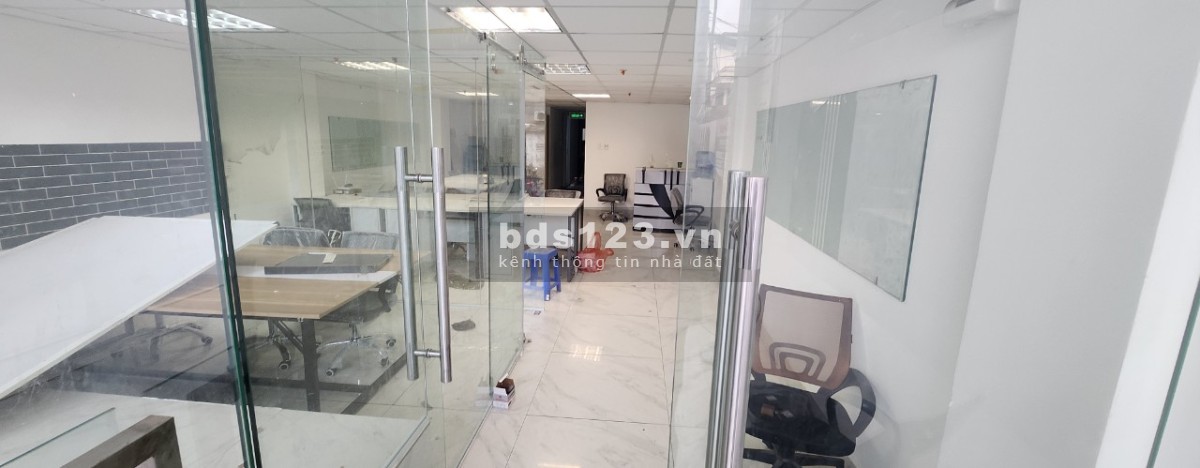 Cho thuê văn phòng đẹp Q. Tân Phú 90m2 chỉ 22tr/th, Q. Bình Thạnh 25m2 chỉ 8tr/th