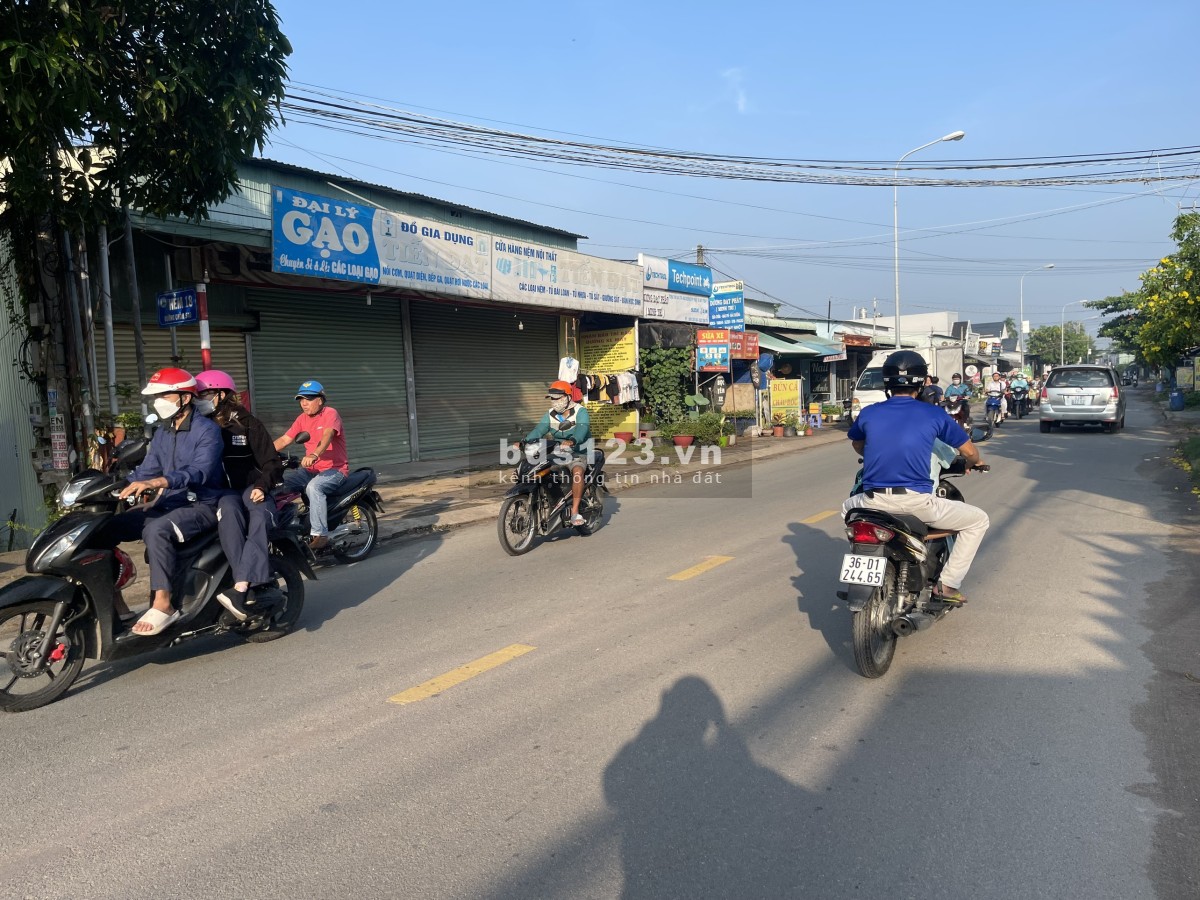 Cho thuê mặt bằng góc 2MT đường Chòm Sao, p.Hưng Định, TP. Thuận An