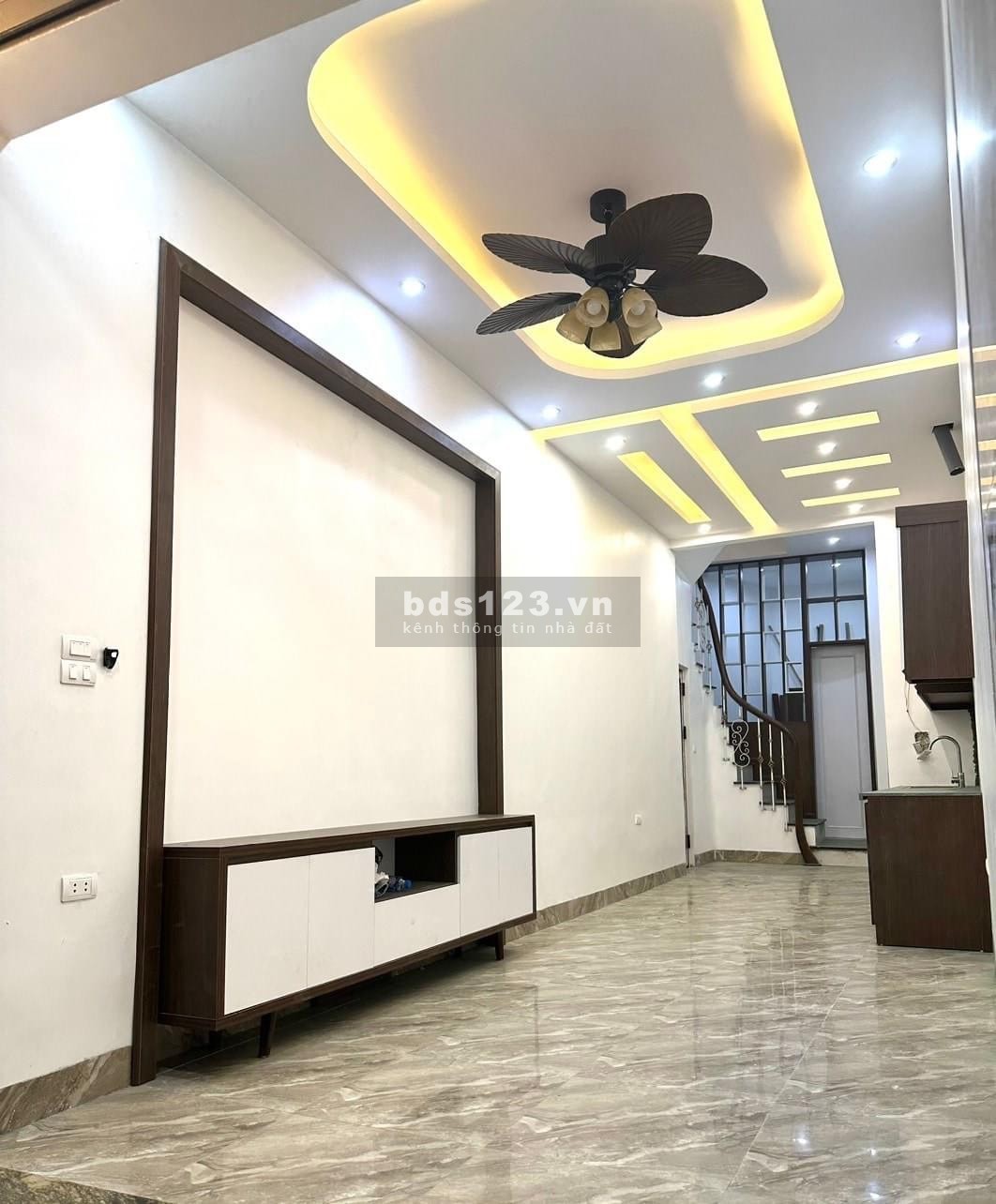 Nhà quận Hai Bà Trưng tiếp giáp Hoàn Kiếm 40m2 cần bán