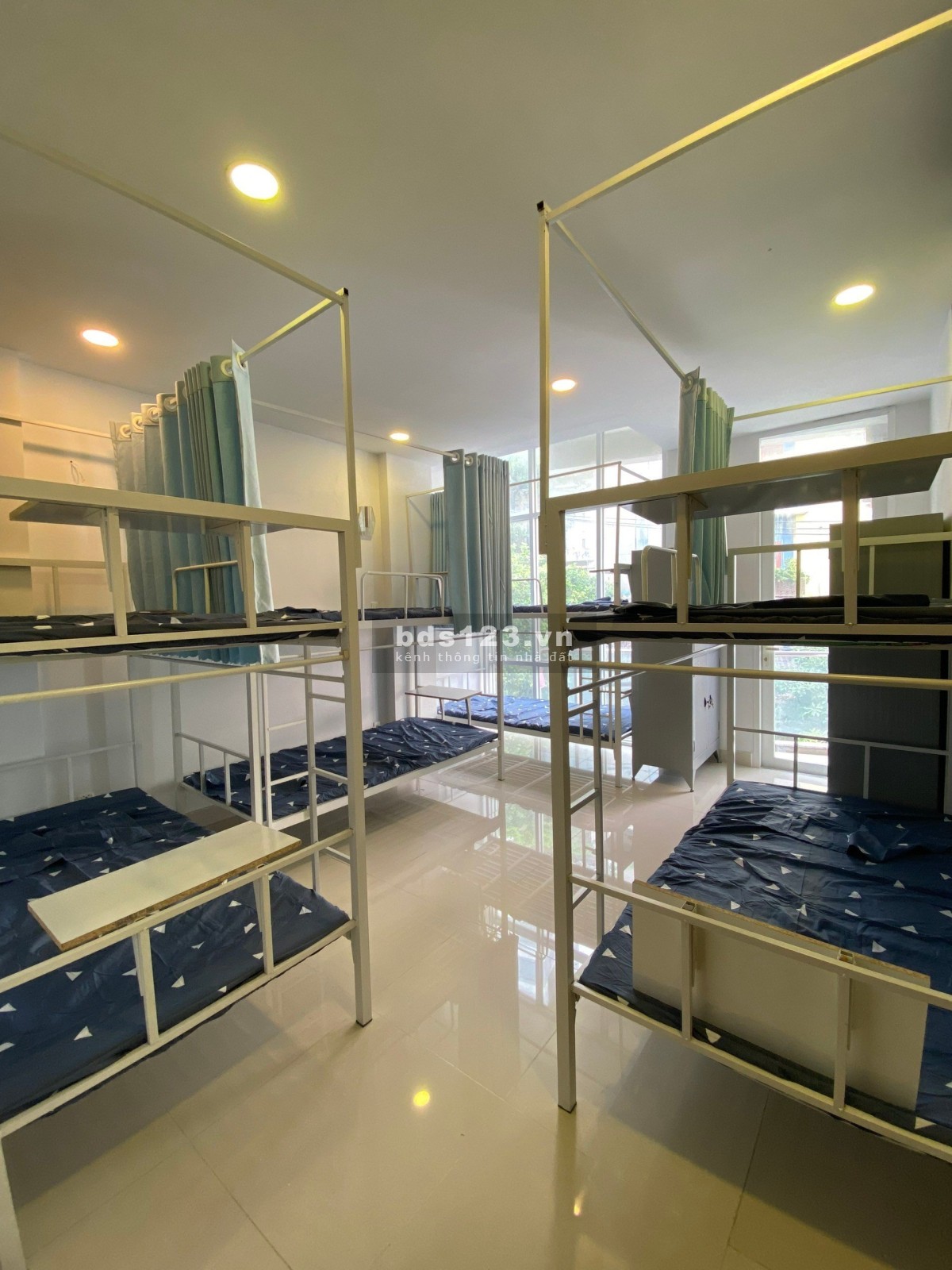 Sang nhượng lại kí túc xá mặt tiền đường Nguyễn Cửu Vân, P17, Bình Thạnh