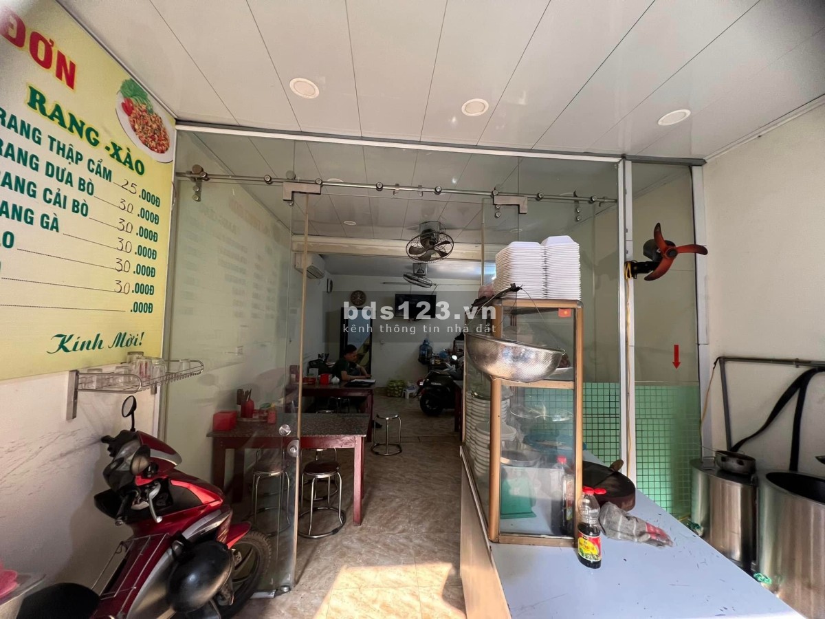 Cần bán gấp nhà mặt phố kinh doanh Phan Đình Giót Hà Đông 48m 6,3 tỷ