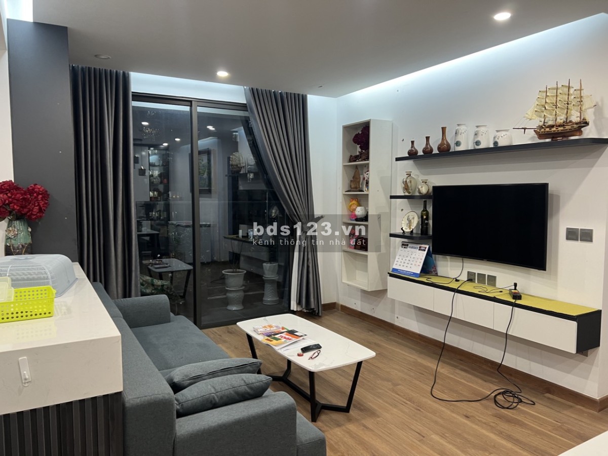 Chính chủ cần cho thuê CHCC 3 PN chung cư 6th Element 109m2, giá cả hợp lí