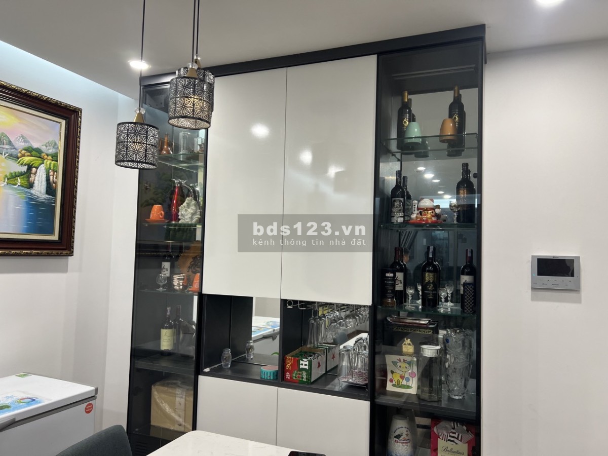 Chính chủ cần cho thuê CHCC 3 PN chung cư 6th Element 109m2, giá cả hợp lí