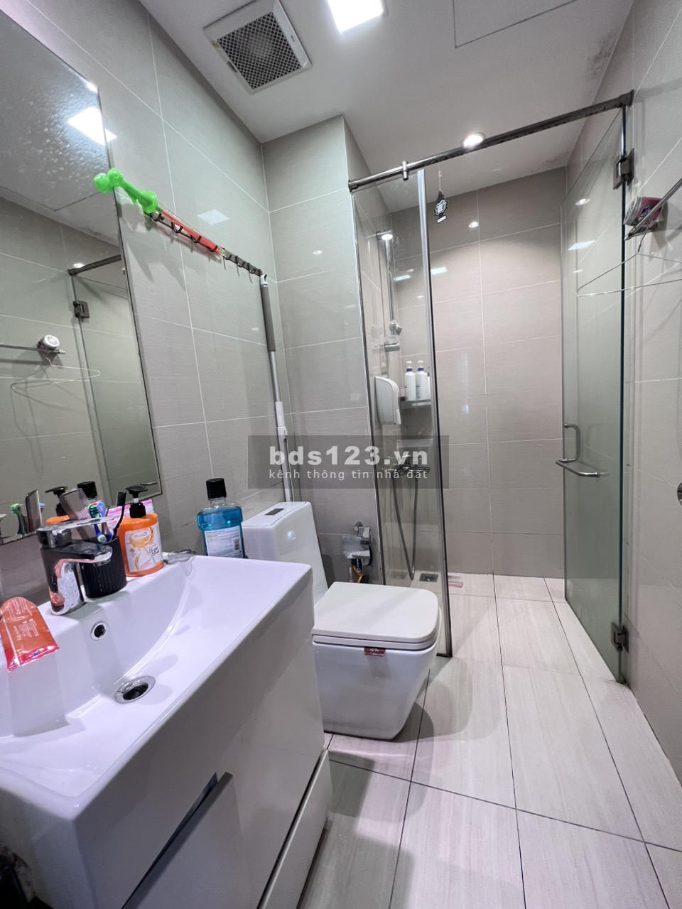 Chính chủ cần bán căn hộ Golden Mansion 69m2/2PN/2WC, tầng cao, full nội thất giá 3 tỷ 760 triệu