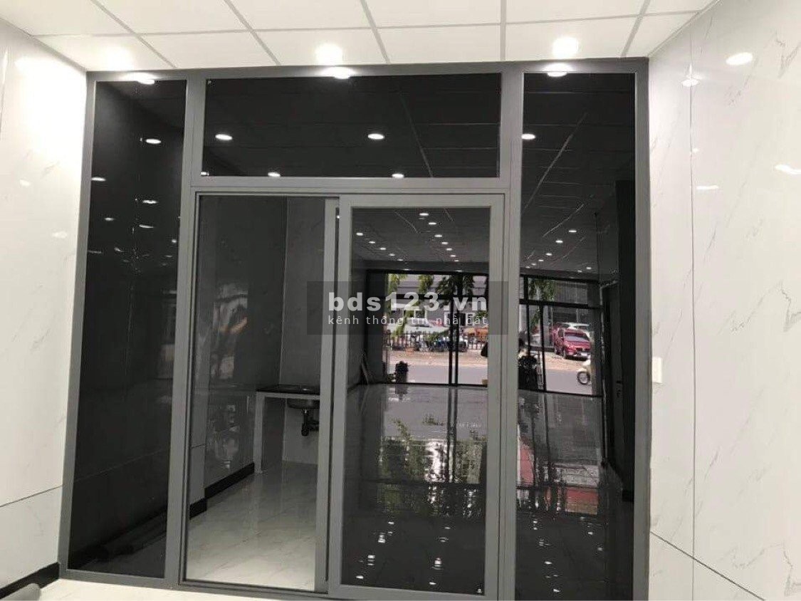 Ngang 7x14m Nhà mặt tiền Nguyễn Kiệm 2 tầng, mới đẹp, kinh doanh tự do
