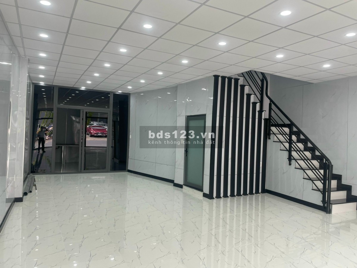 Ngang 7x14m Nhà mặt tiền Nguyễn Kiệm 2 tầng, mới đẹp, kinh doanh tự do
